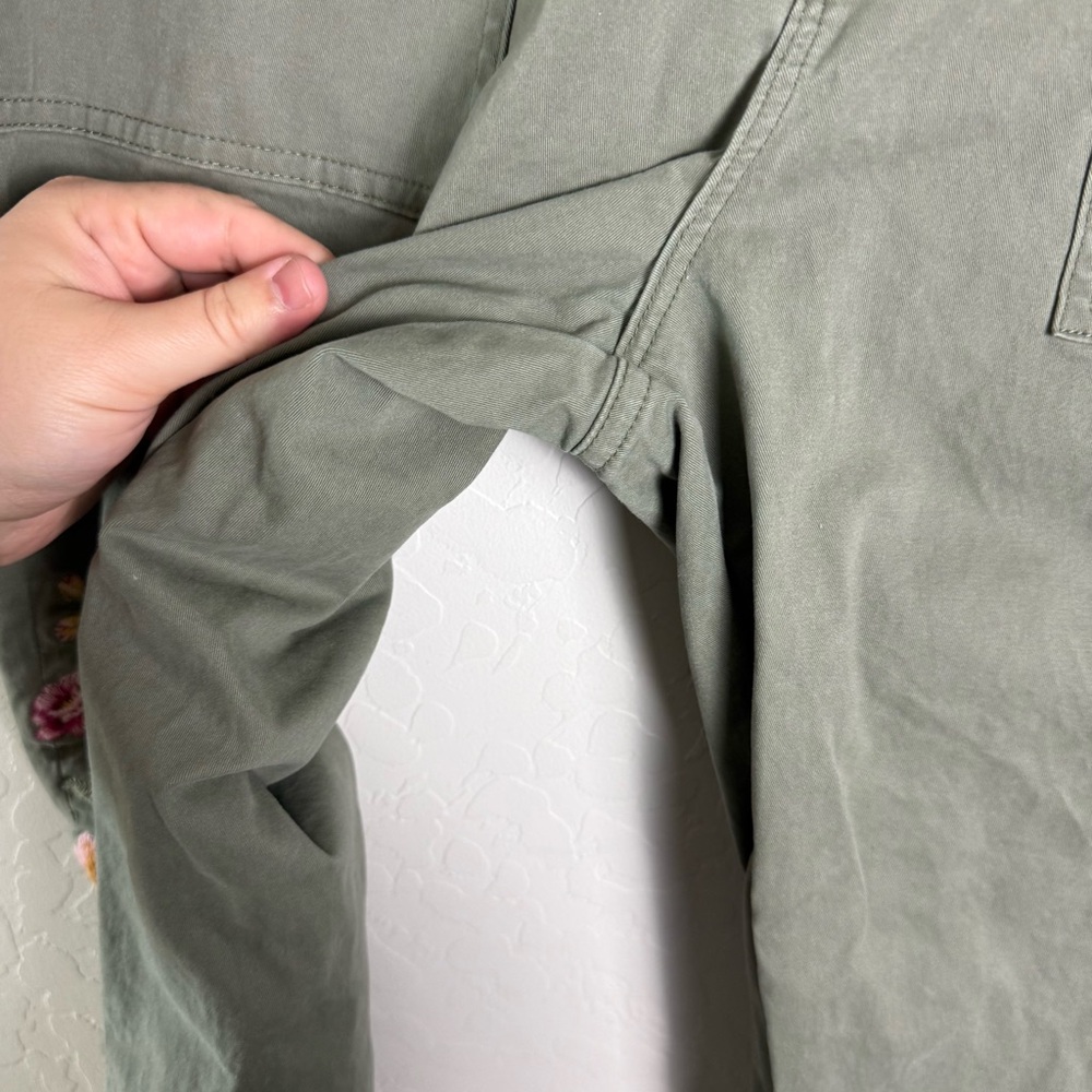 Driftwood Green Utility Boyfriend Crop Floral Embroidery Large - Picture 15 of 16